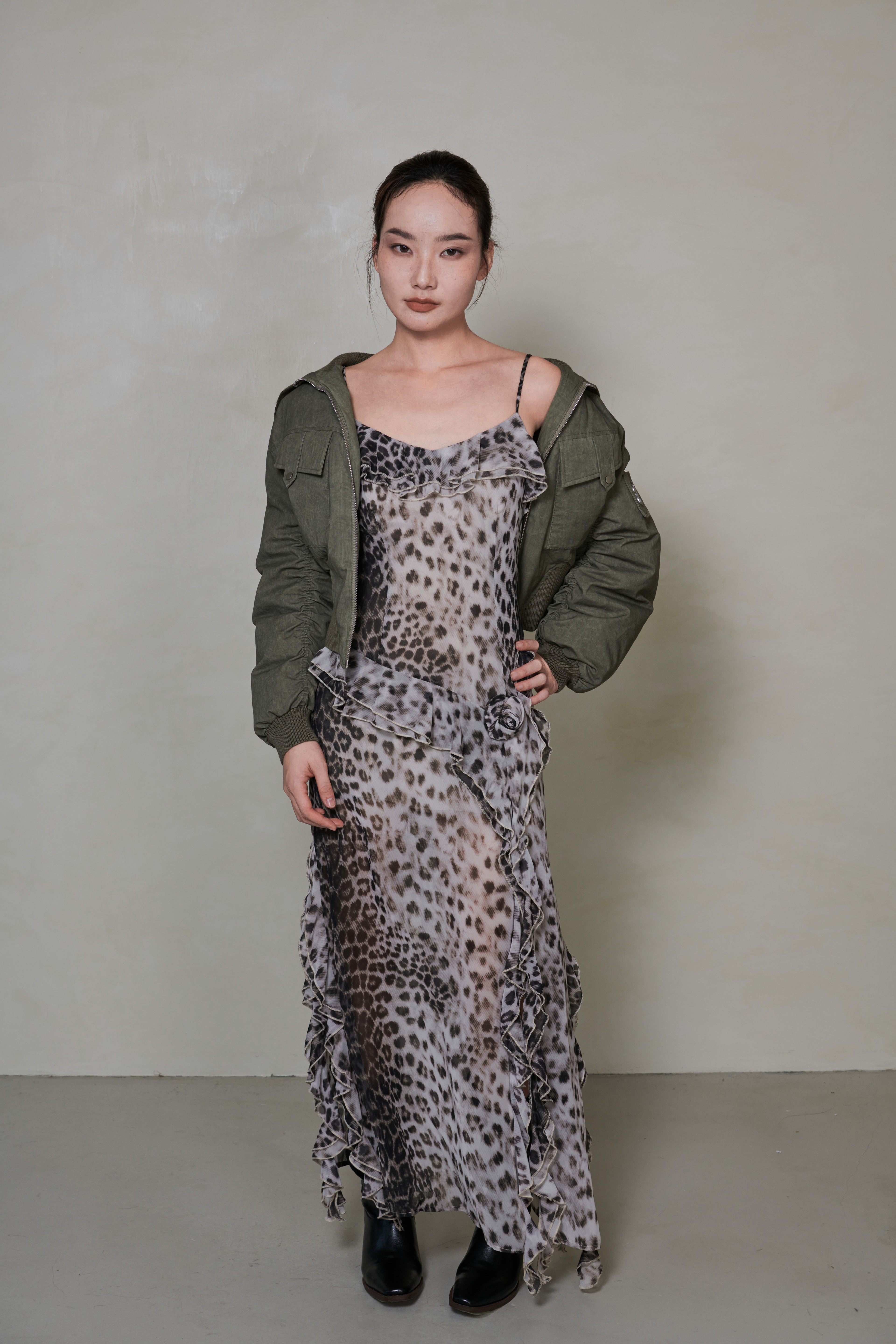 030 SHORT DOWN JACKET - DRAB