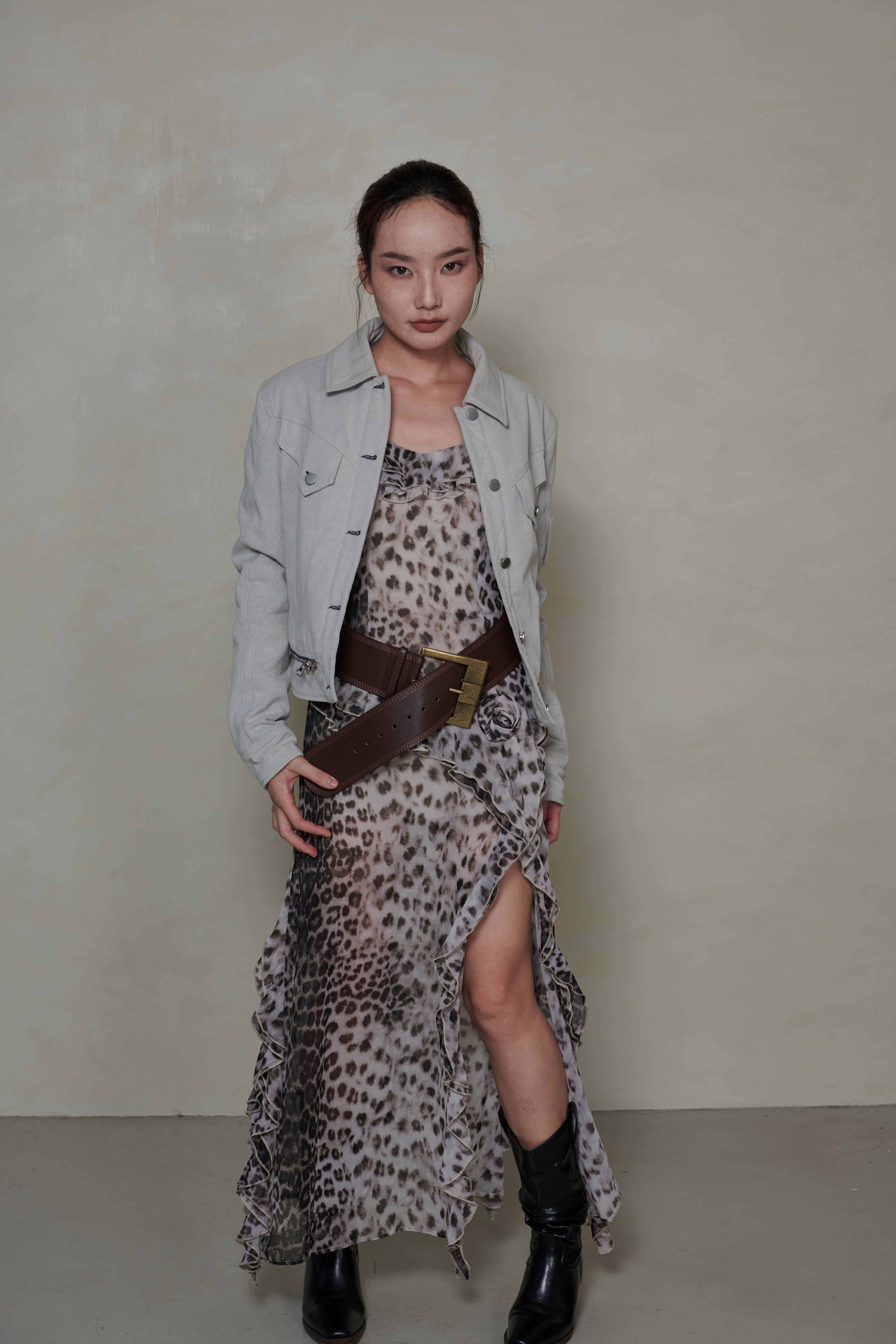 038 SHORT DENIM DOWN JACKET - MIST