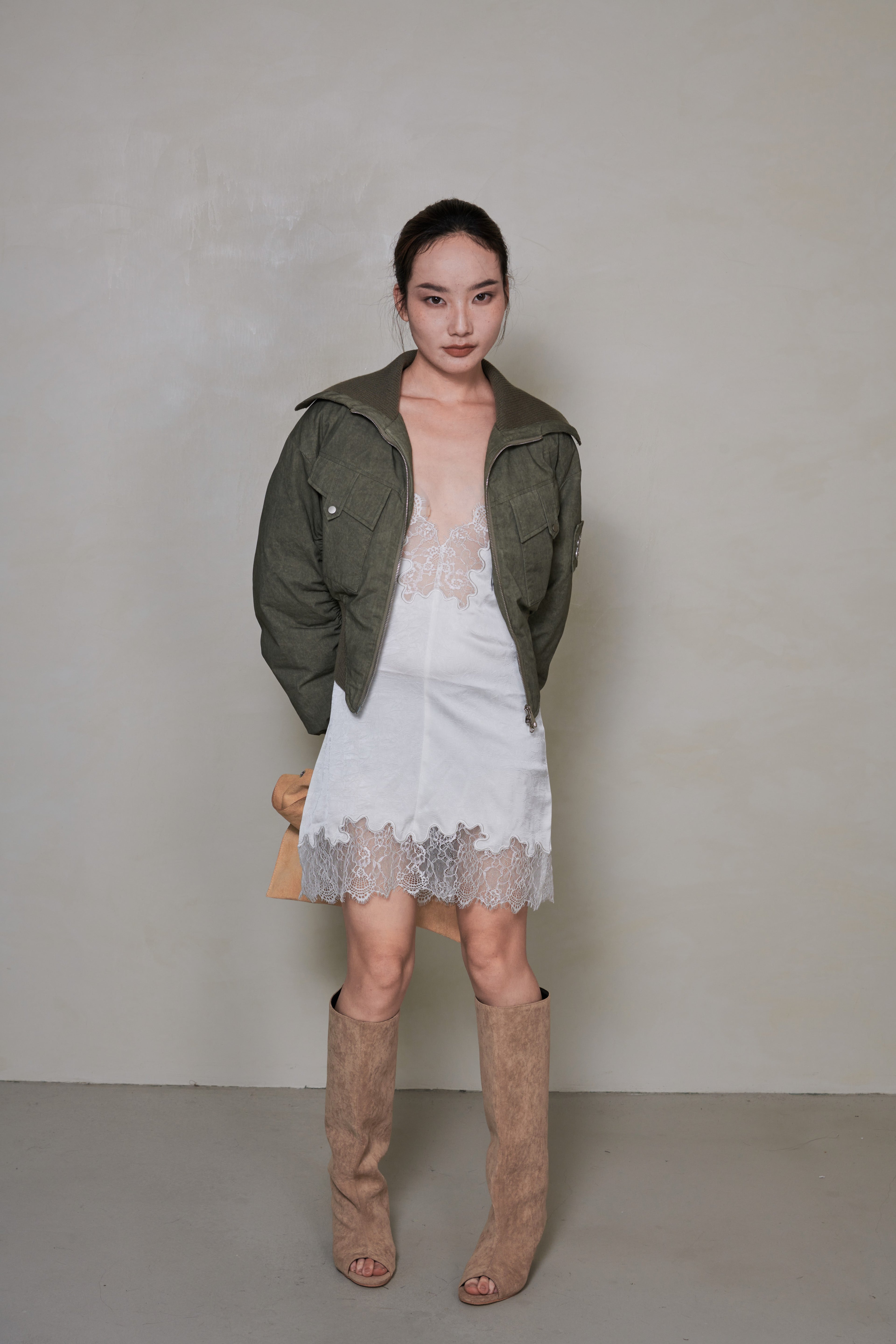 030 SHORT DOWN JACKET - DRAB