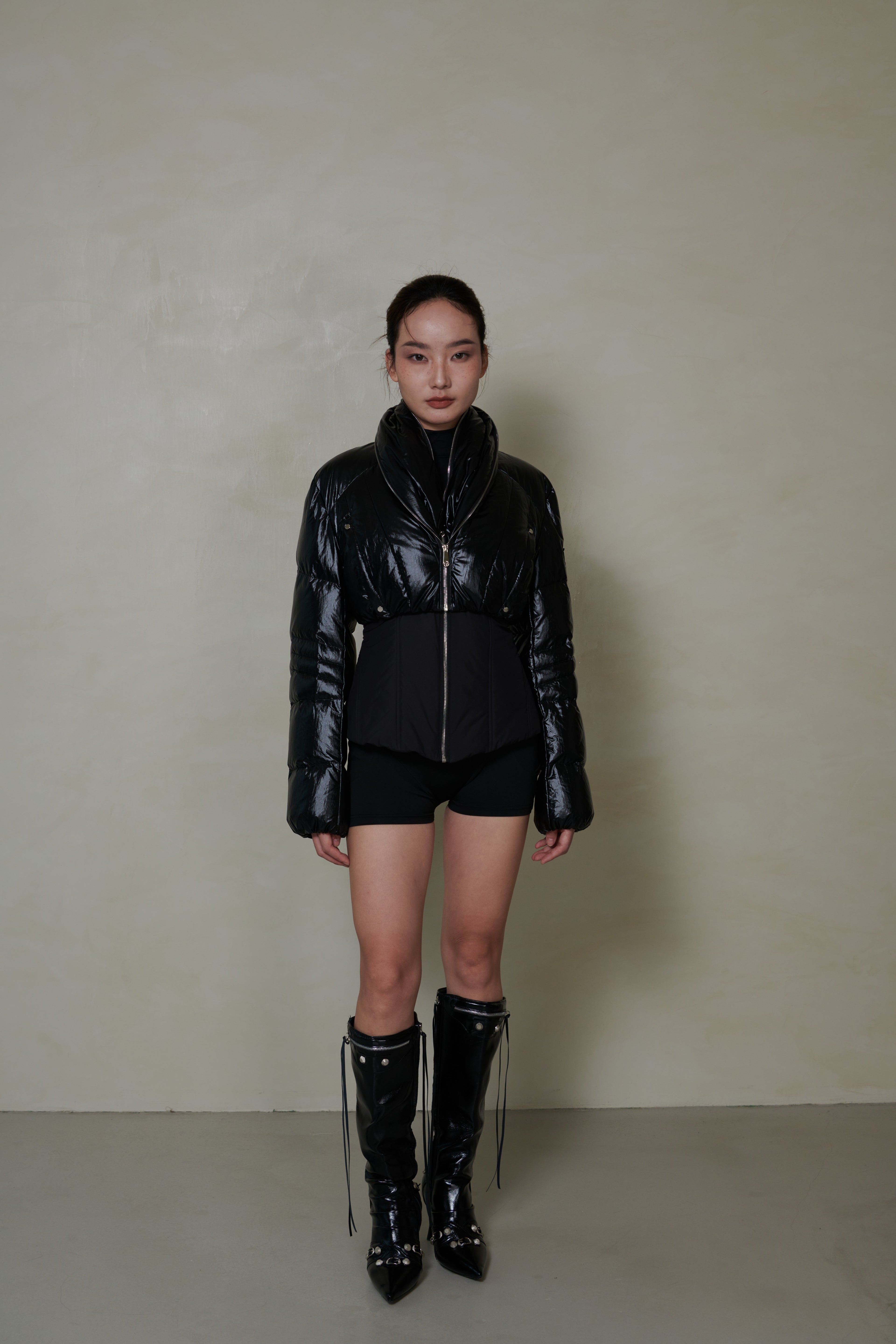 020 SHORT DOWN JACKET - OBISIDIAN