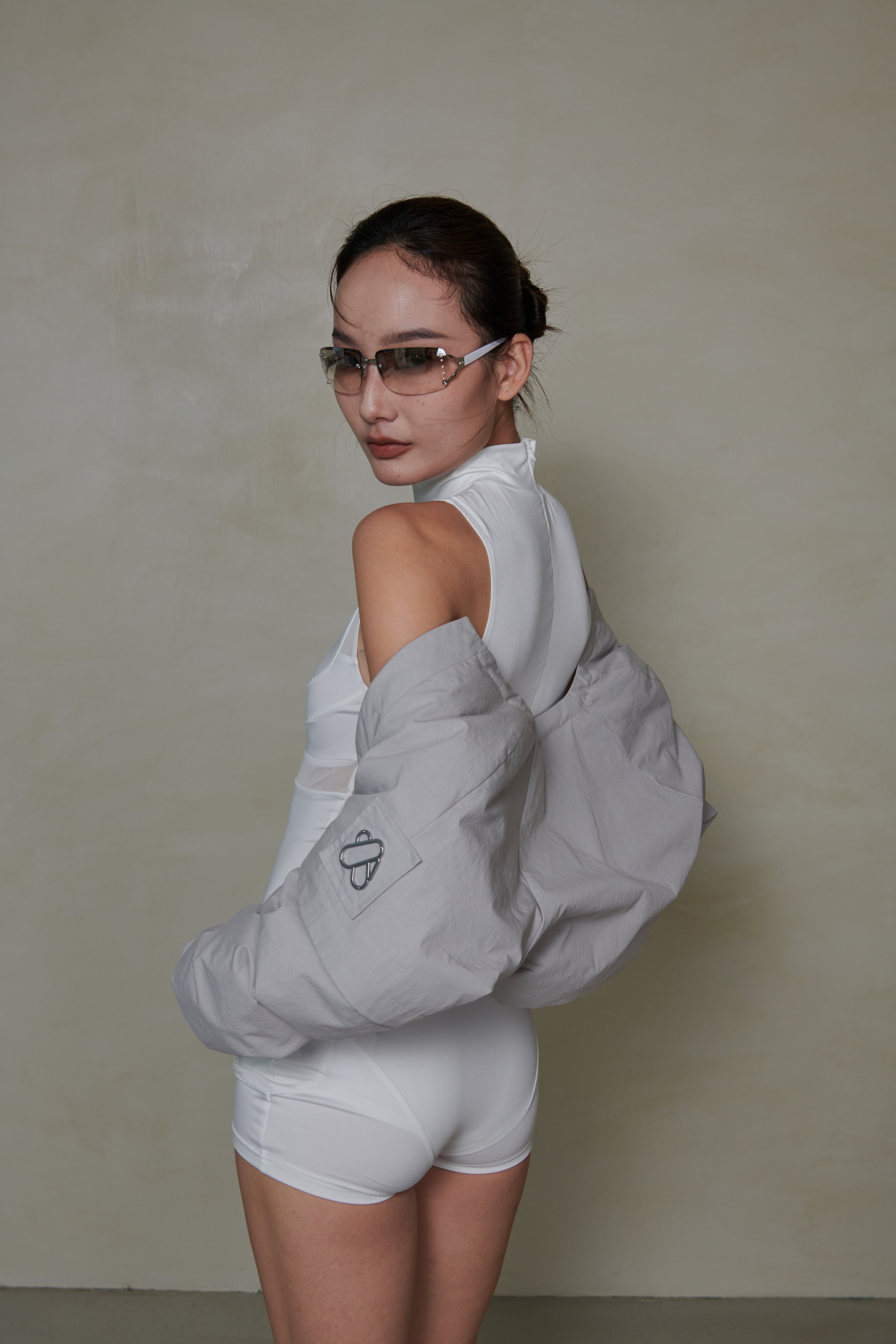 018 SHORT CONVERTIBLE DOWN JACKET - ALLOY