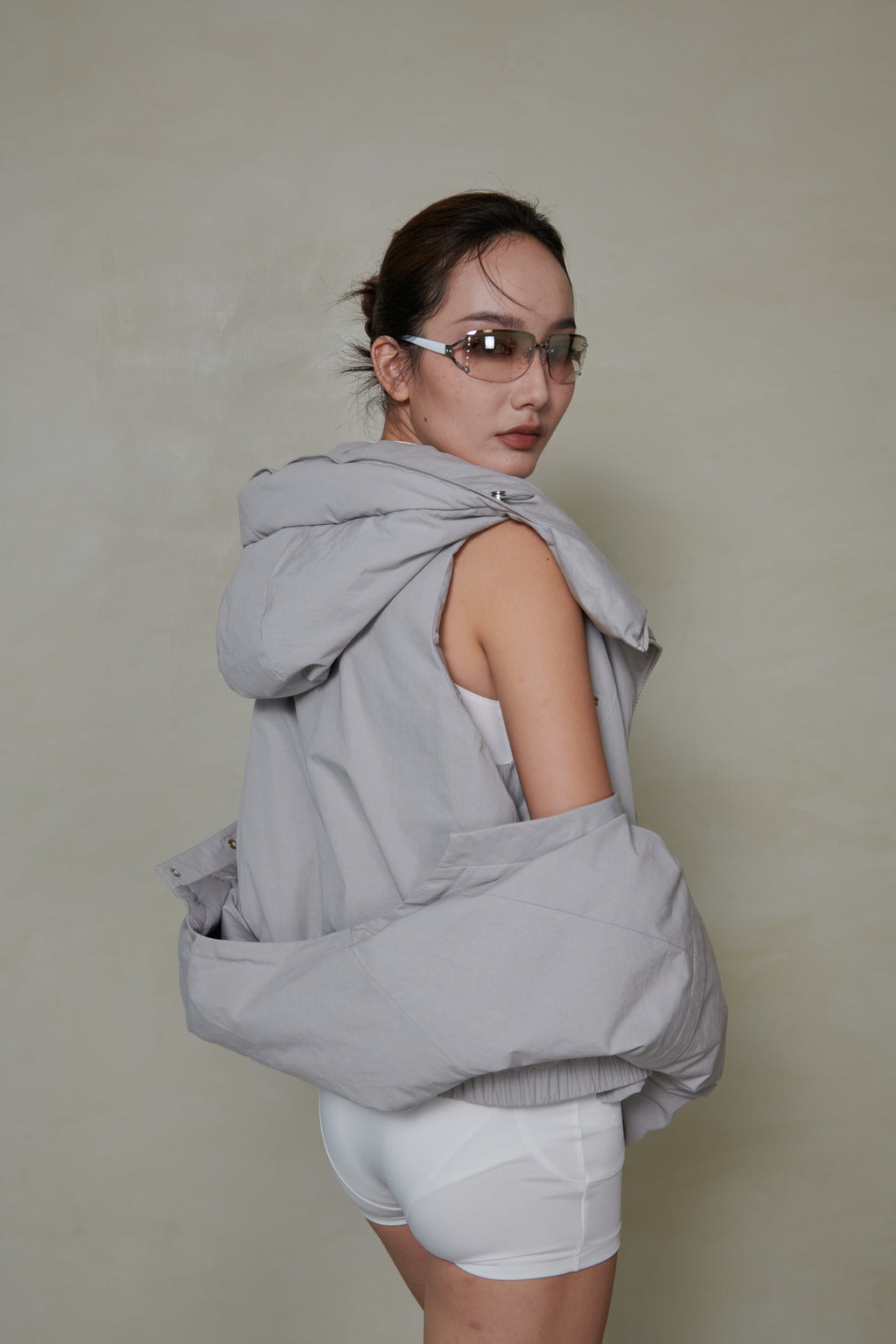 018 SHORT CONVERTIBLE DOWN JACKET - ALLOY