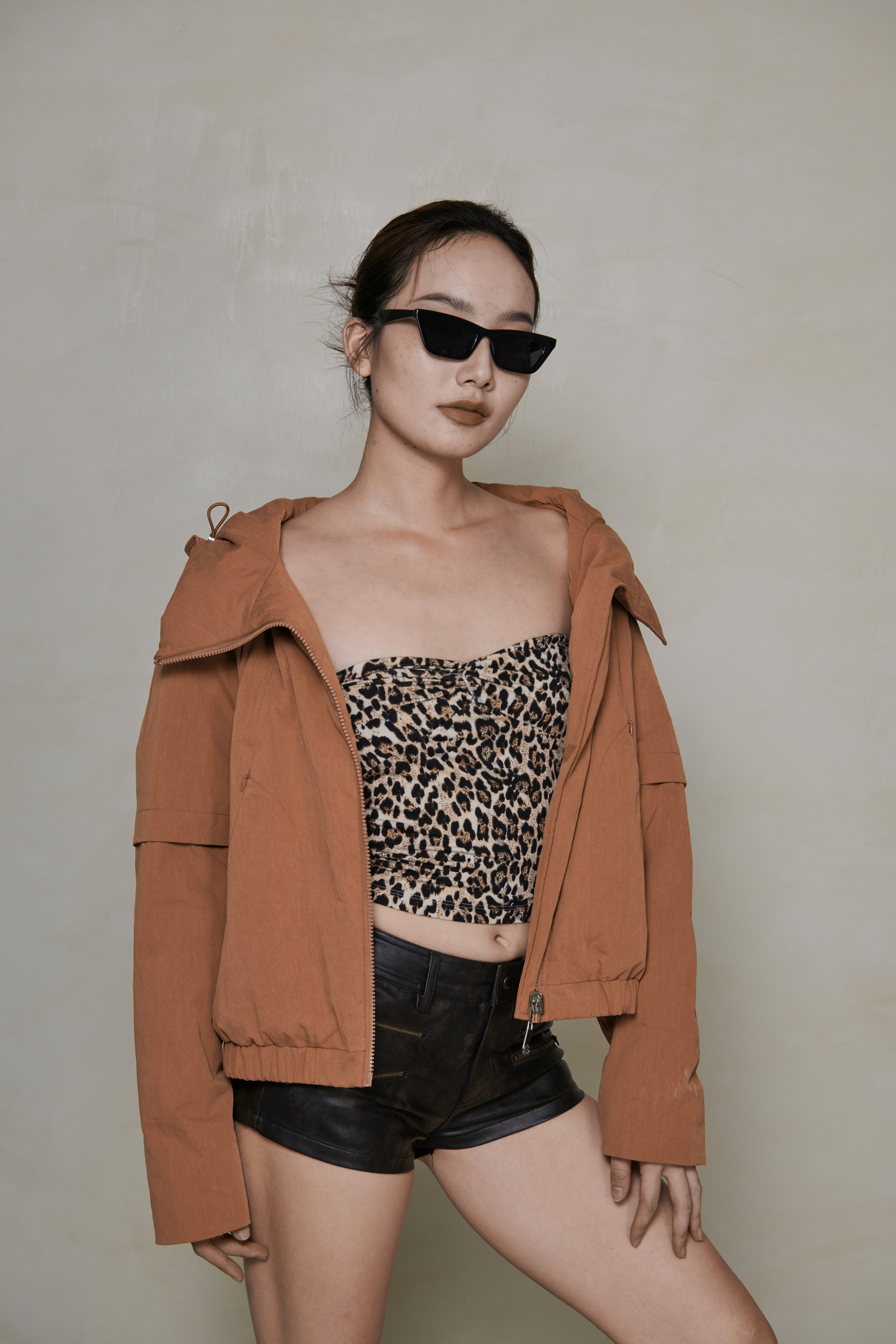 018 SHORT CONVERTIBLE DOWN JACKET - TERRA