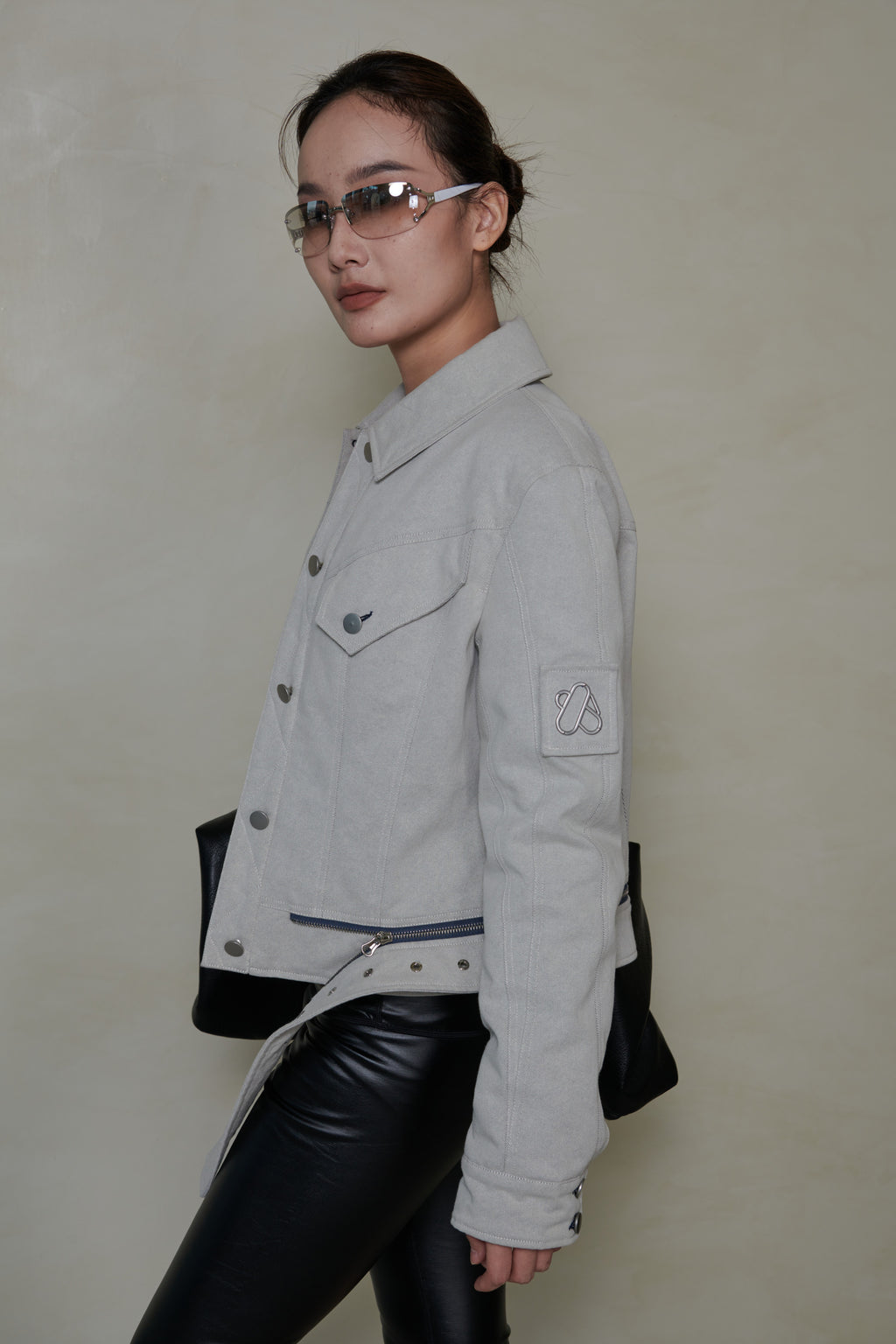 038 SHORT DENIM DOWN JACKET - MIST